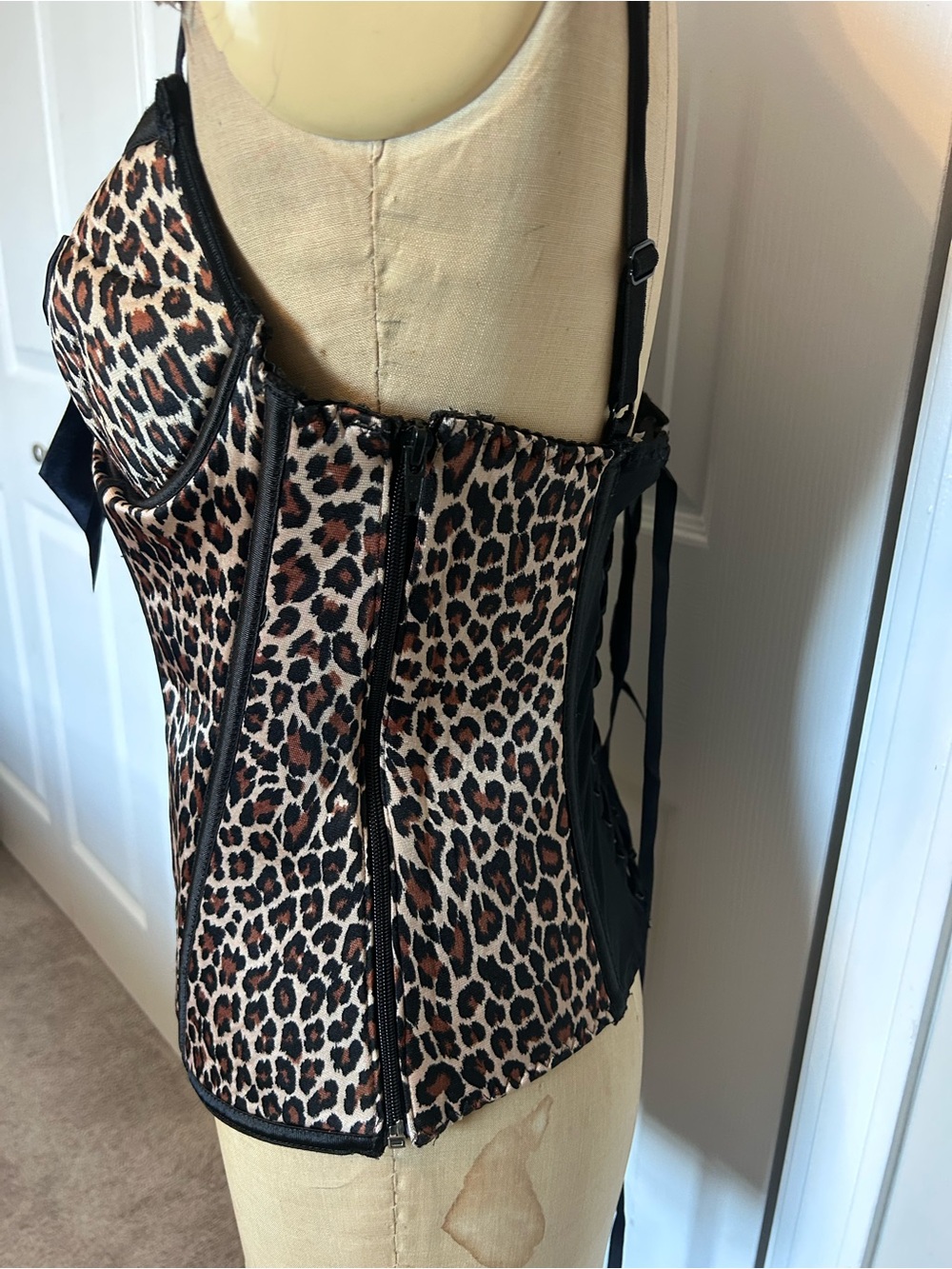 Leopard Print Satin Bustier Camisole with Black Trim - Picture 4 of 6